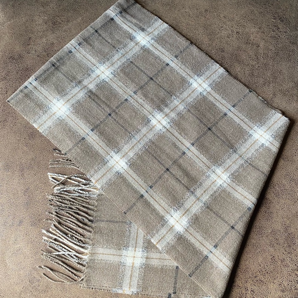 Men’s Tan & Cream Plaid Winter Scarf - Picture 3 of 3